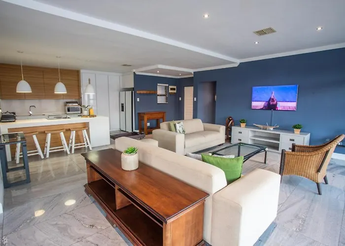 Stay At The Point - Palatial Private Penthouse