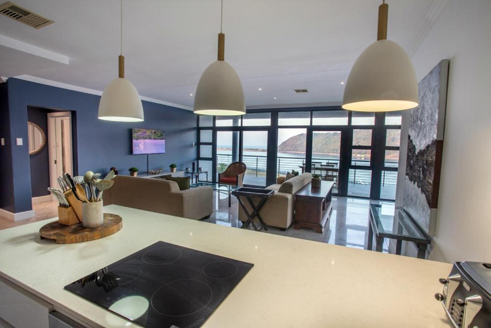 At The Point - Palatial Private Penthouse *